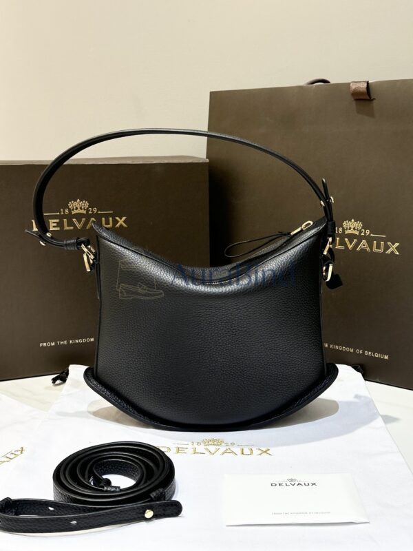 Delvaux Pin Swing (Black)