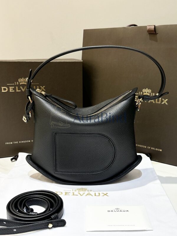 Delvaux Pin Swing (Black)