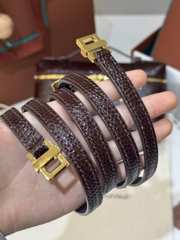 [L19 Imported Lizard Skin]