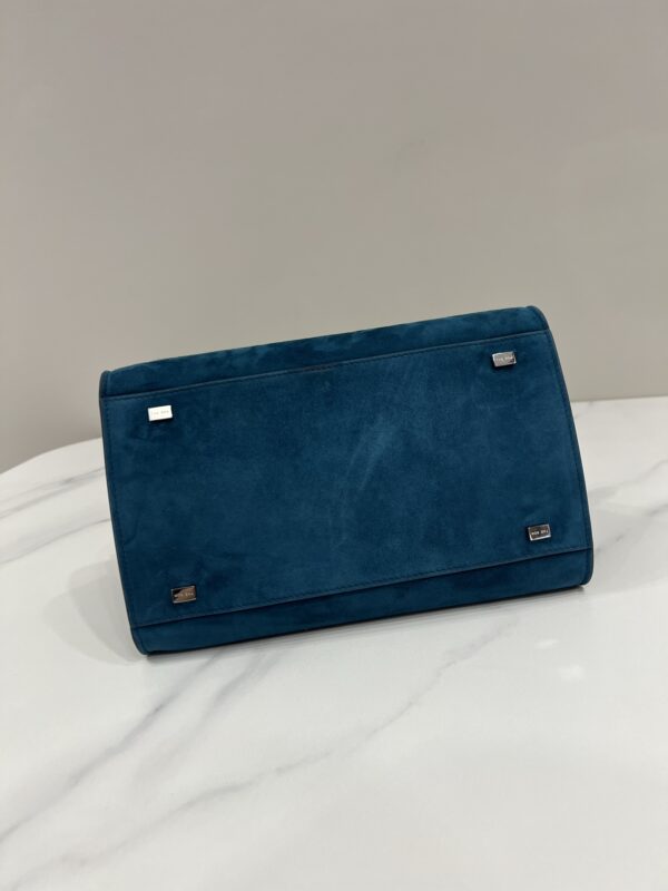 TR Margaux 10 Series (Frosted Peacock Blue)