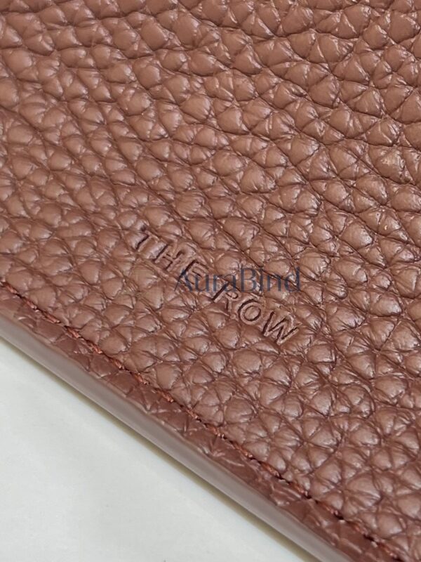 TR Margaux 10 series (Lychee Mocha)