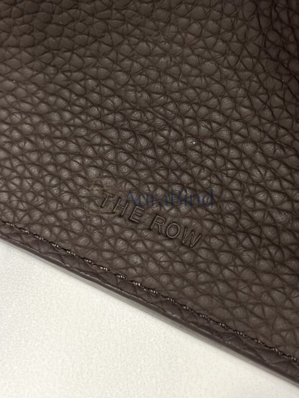 TR Margaux 10 series (Lychee-textured dark brown)