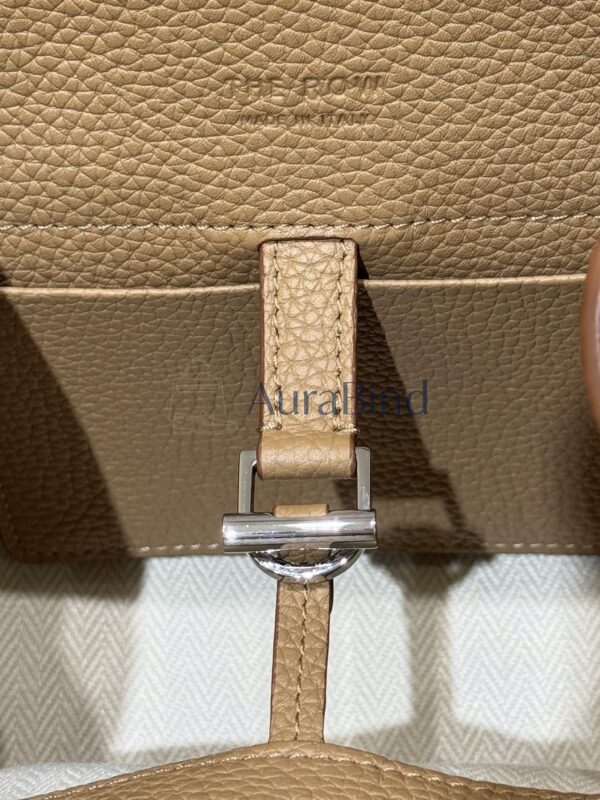 TR Margaux 10 series (Lychee-textured Cinnamon)