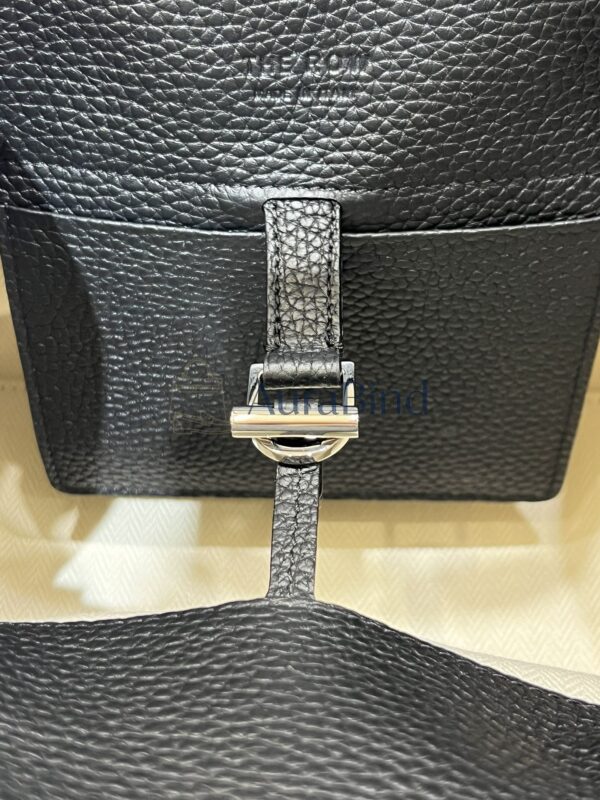 TR Margaux 10 series (pebbled black)