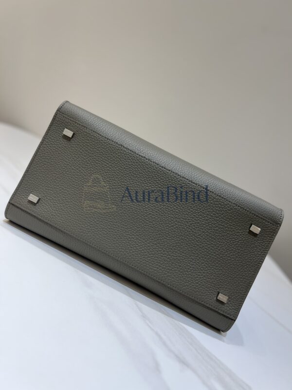 TR Margaux 12 series (Lychee-patterned elephant grey)