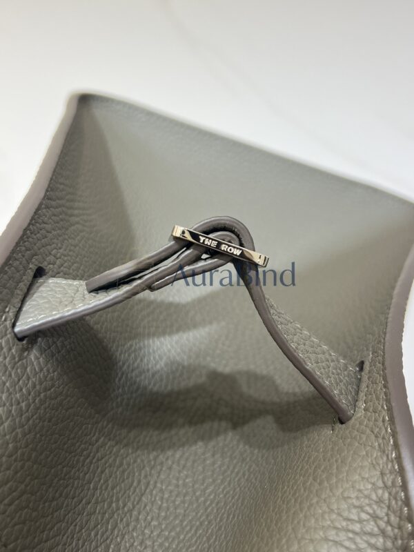 TR Margaux 12 series (Lychee-patterned elephant grey)