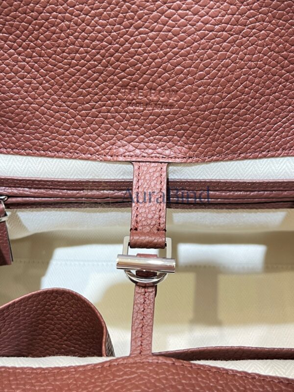 TR Margaux 12 series (Lychee Mocha)