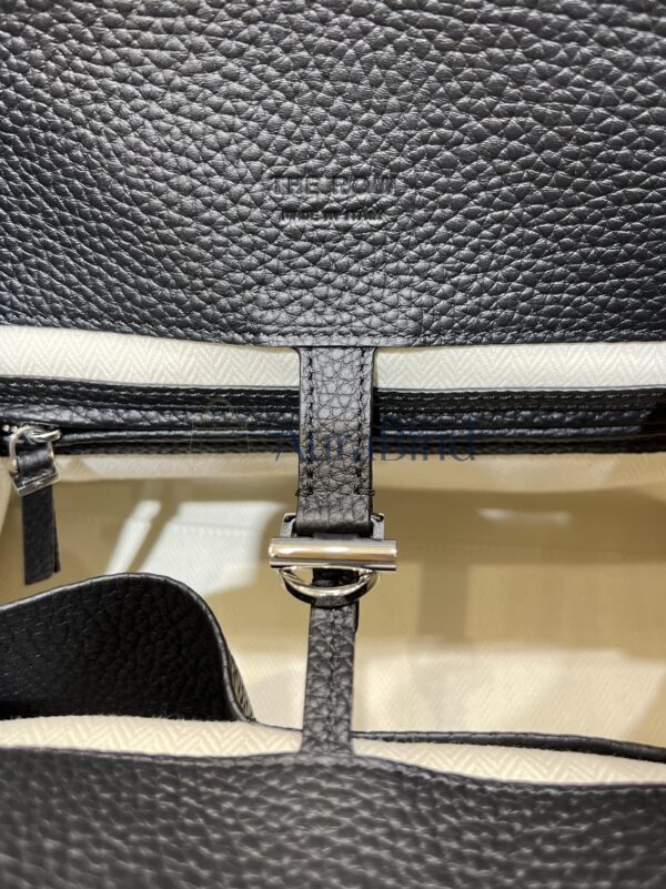 TR Margaux 12 series (pebbled black)