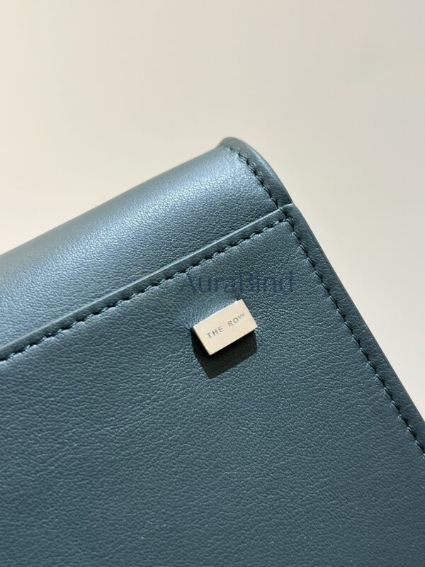 TR Margaux 15 Series (Plain Weave Dark Green)