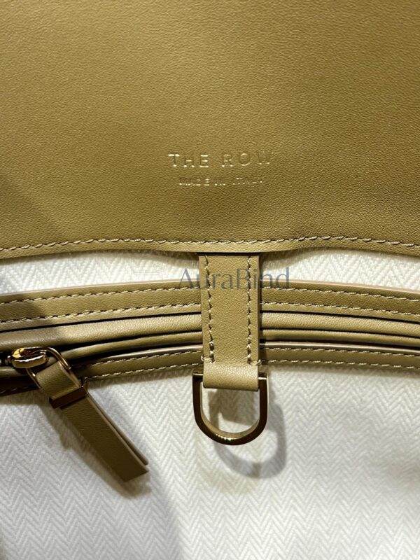 TR Margaux 15 series (plain olive green)