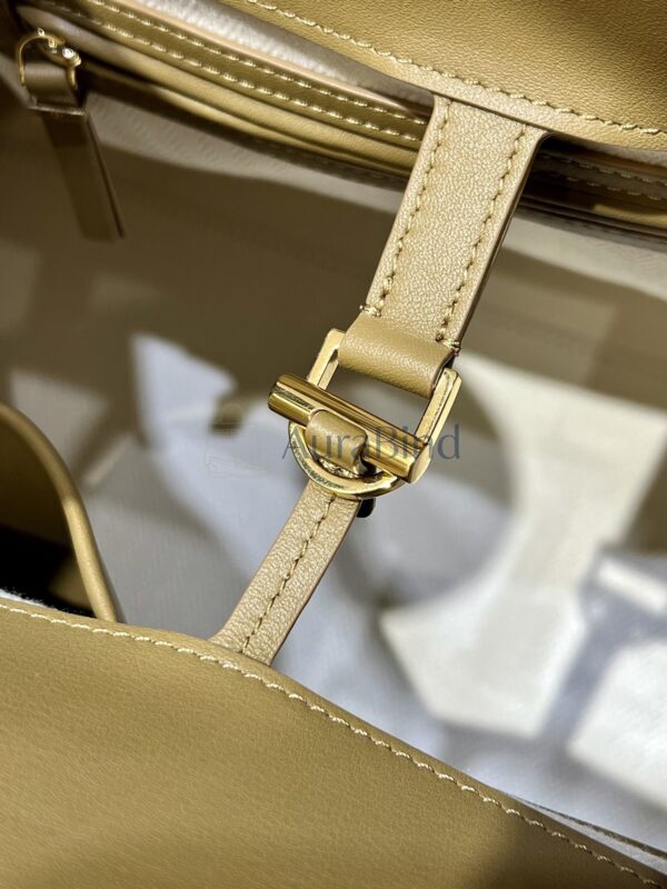 TR Margaux 15 series (plain olive green)