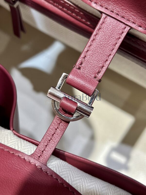 TR Margaux 15 Series (Plain Deep Red)