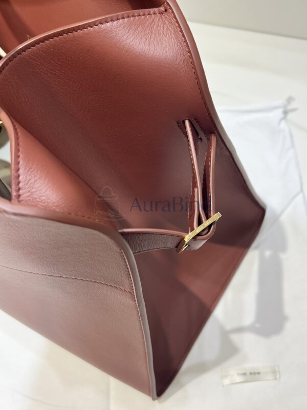 TR Margaux 15 Series (Plain Brick Red)