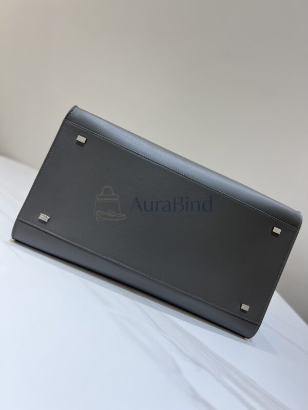 TR Margaux 15 Series (Plain Koala Grey)