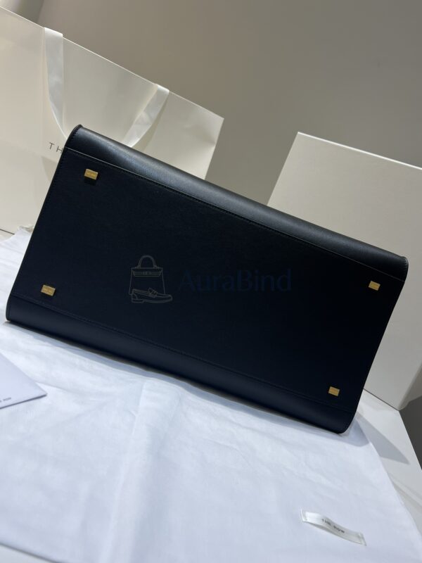 TR Margaux 15 Series (Plain Black)