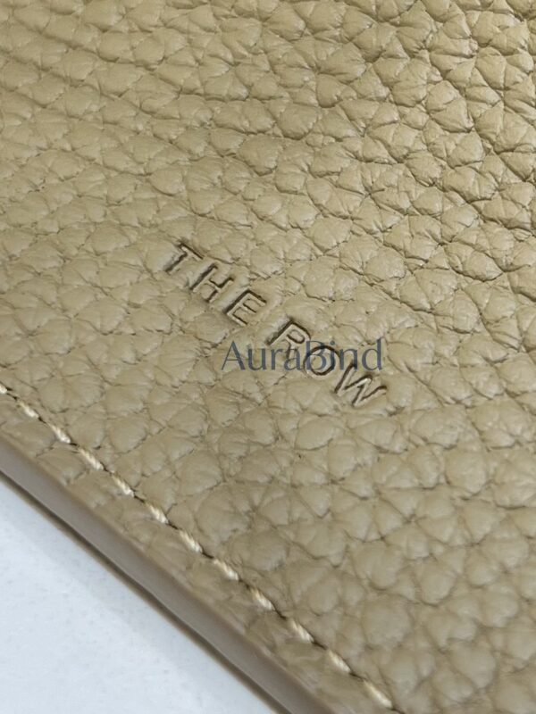 TR Margaux 15 series (lychee-textured milk tea color)