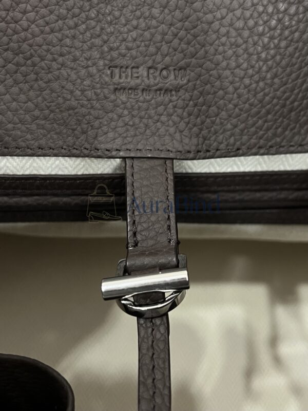 TR Margaux 15 series (lychee-textured dark brown)