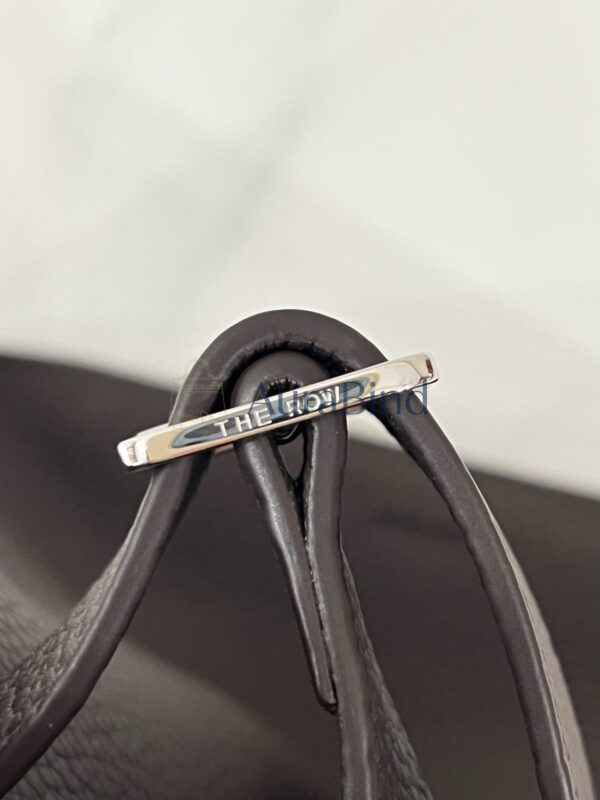 TR Margaux 15 series (lychee-textured dark brown)