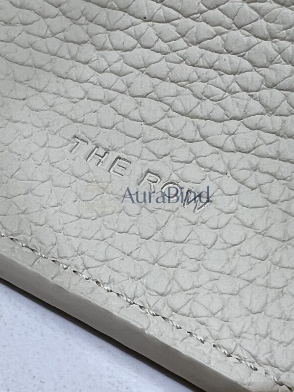 TR Margaux 15 series (pebbled white)