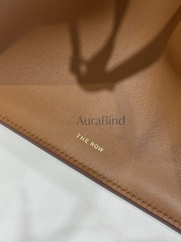 TR Margaux 17 series (plain brown)