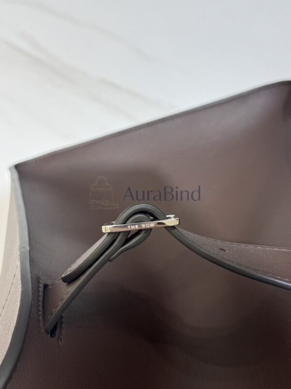 TR Margaux 17 Series (Plain Brown/Chocolate)