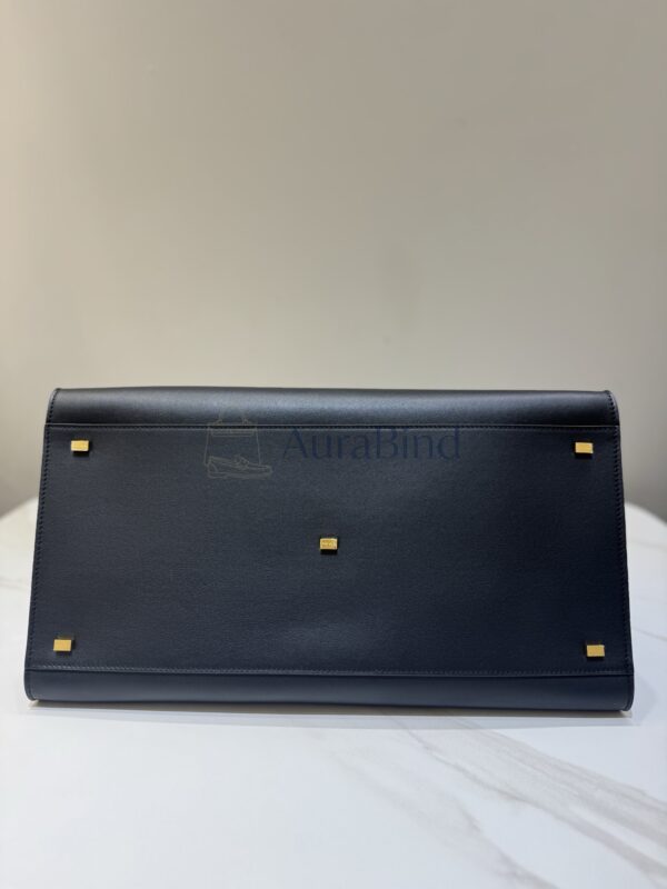 TR Margaux 17 Series (Plain Black)