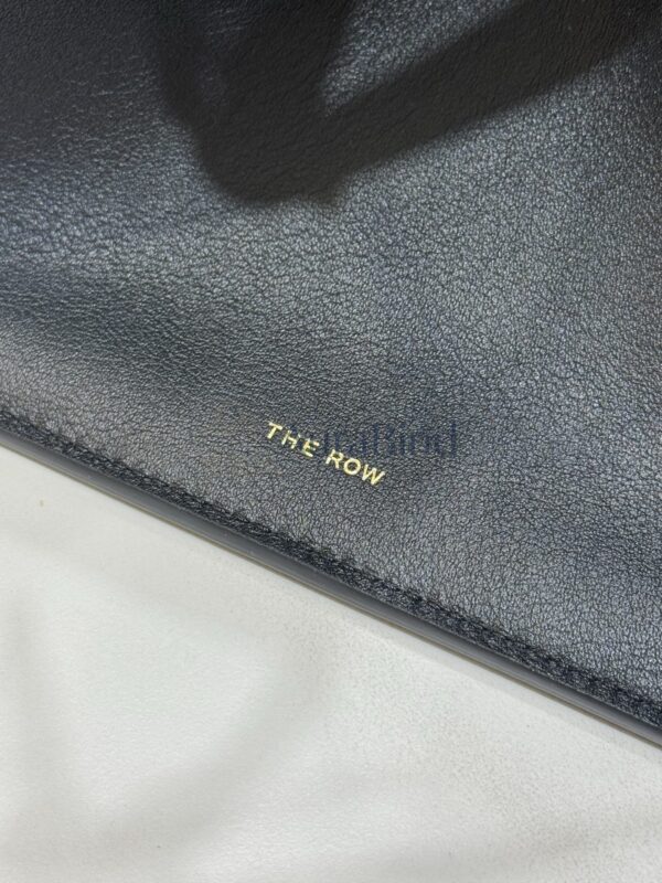 TR Margaux 17 Series (Plain Black)