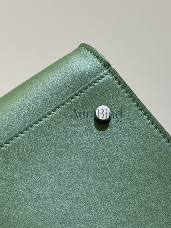 TR Shoulder 12 Series (Plain Green)
