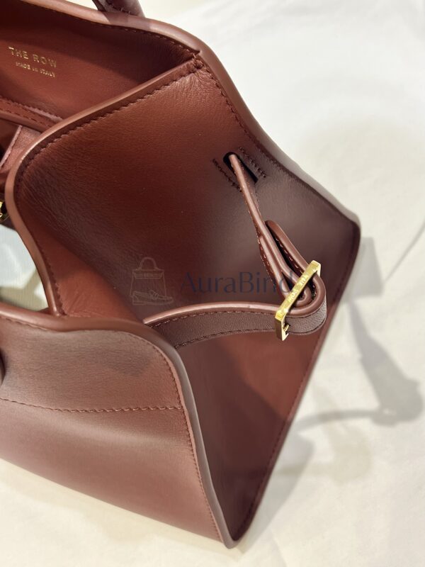 TR Margaux 10 series (plain brick red)