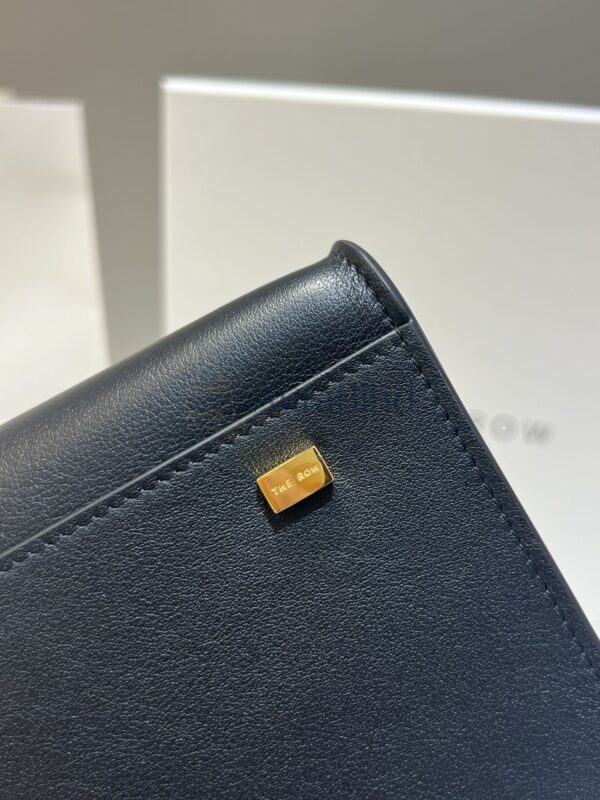 TR Margaux 10 series (plain black)
