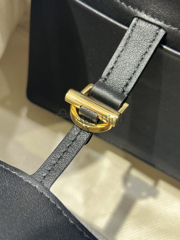 TR Margaux 10 series (plain black)