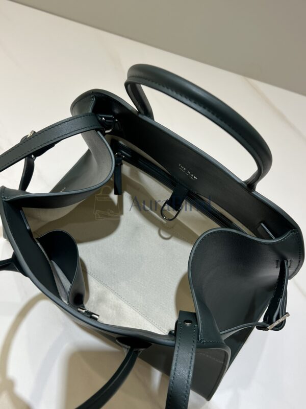 TR Margaux 12 series (plain dark green)