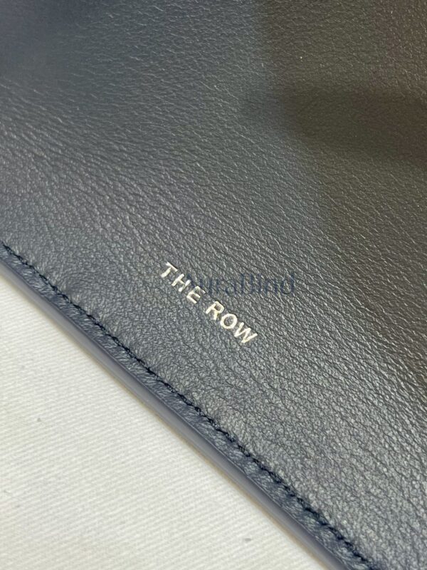 TR Margaux 12 series (plain dark blue)