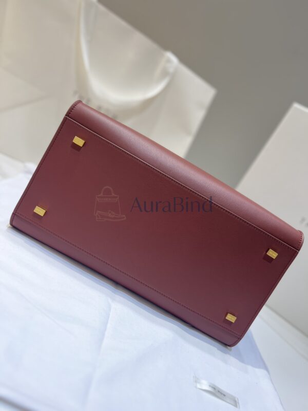 TR Margaux 12 Series (Plain Brick Red)