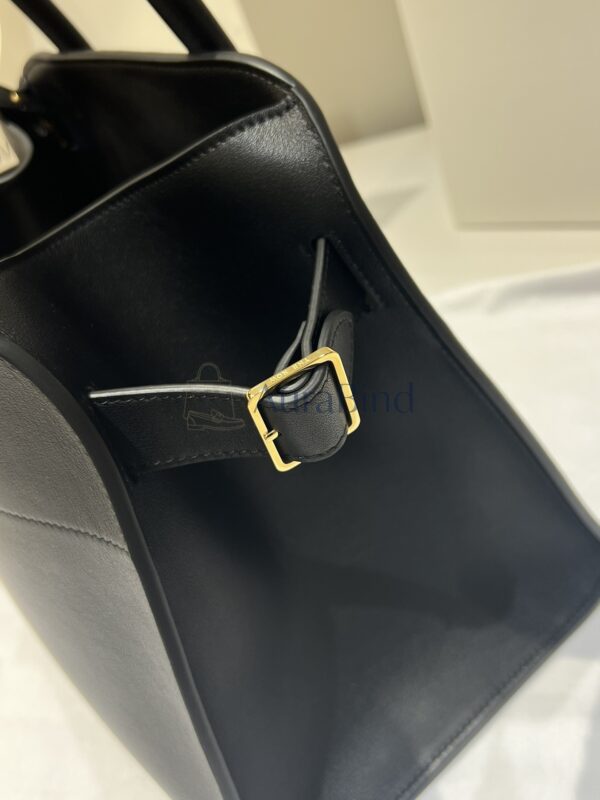 TR Margaux 12 Series (Plain Black)
