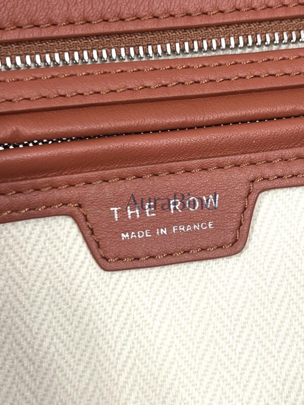 TR Marlo 12 Series (Reddish Brown)