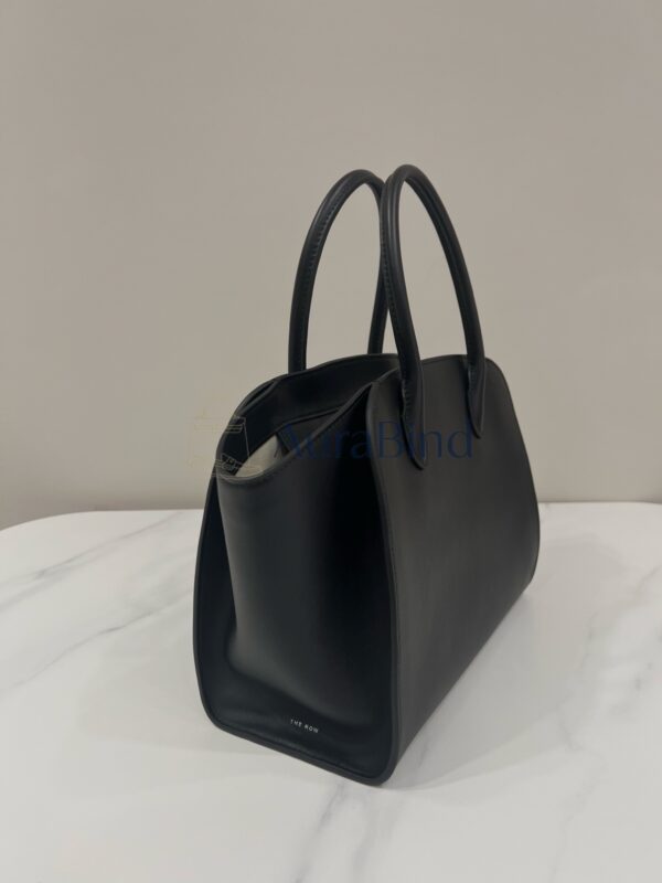 TR Marlo 12 Series (Black)
