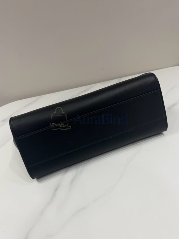 TR Marlo 12 Series (Black)