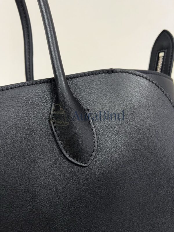 TR Marlo 14 Series (Black)