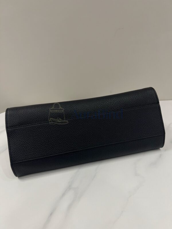 TR Marlo 14 Series (Black Lychee Texture)