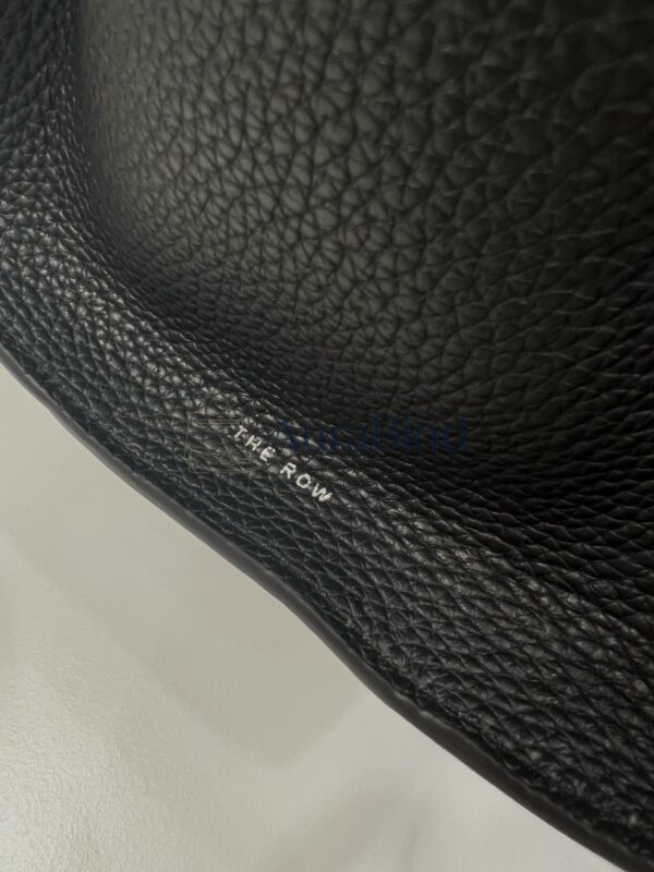 TR Marlo 14 Series (Black Lychee Texture)