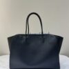 TR Marlo 17 Series (Black)