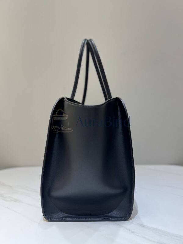 TR Marlo 17 Series (Black)