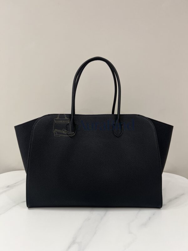 TR Marlo 17 Series (Lychee Black)