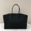 TR Marlo 17 Series (Lychee Black)