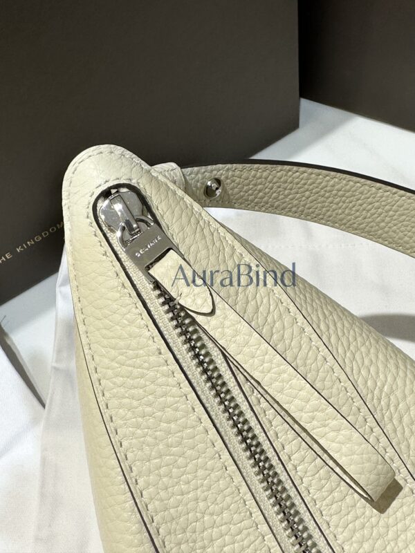 Delvaux Pin Swing (Angora)