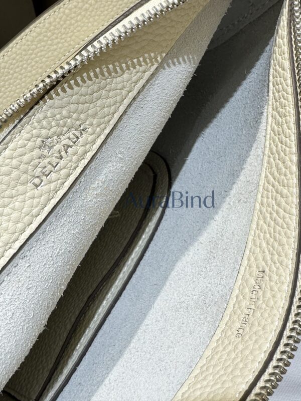 Delvaux Pin Swing (Angora)