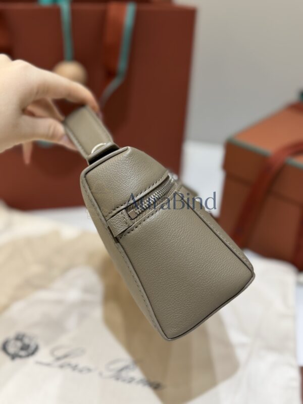 ExtraBag23 handbag [Lychee Texture, Warm Milk Fragrance]