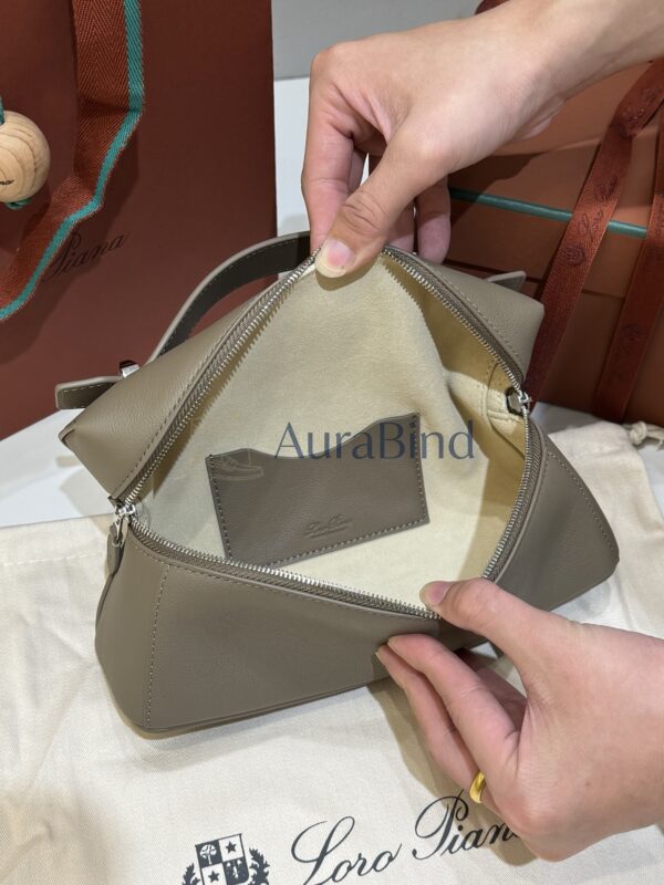 ExtraBag23 handbag [Lychee Texture, Warm Milk Fragrance]