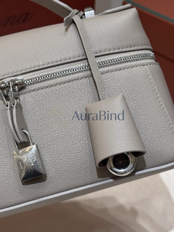 ExtraBag23 handbag [Lychee Texture, Dove Color]